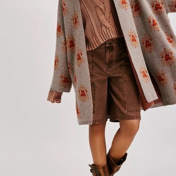 Free People  bayside carpenter Brown Bermuda Shorts Relaxed Fit - Picture 2 of 3